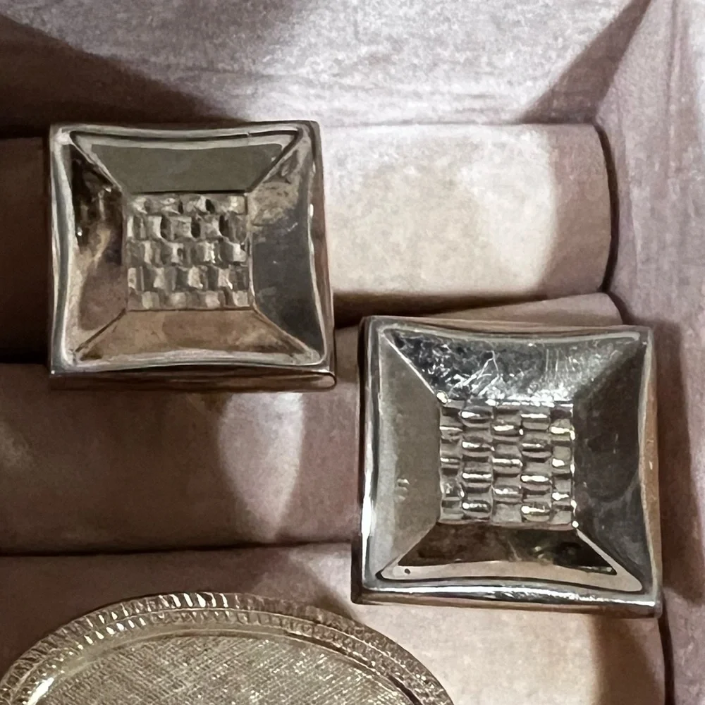 Vintage Gold Tone Square Pyramid Cufflinks Textured Center Mens Formal Accessory
